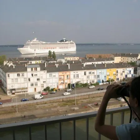 Gite Le Building